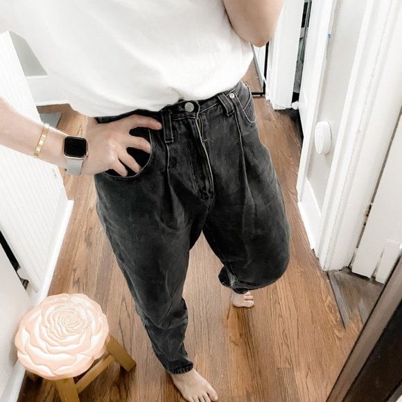 Vintage Slouchy High Waisted Jeans - Picture 11 of 15